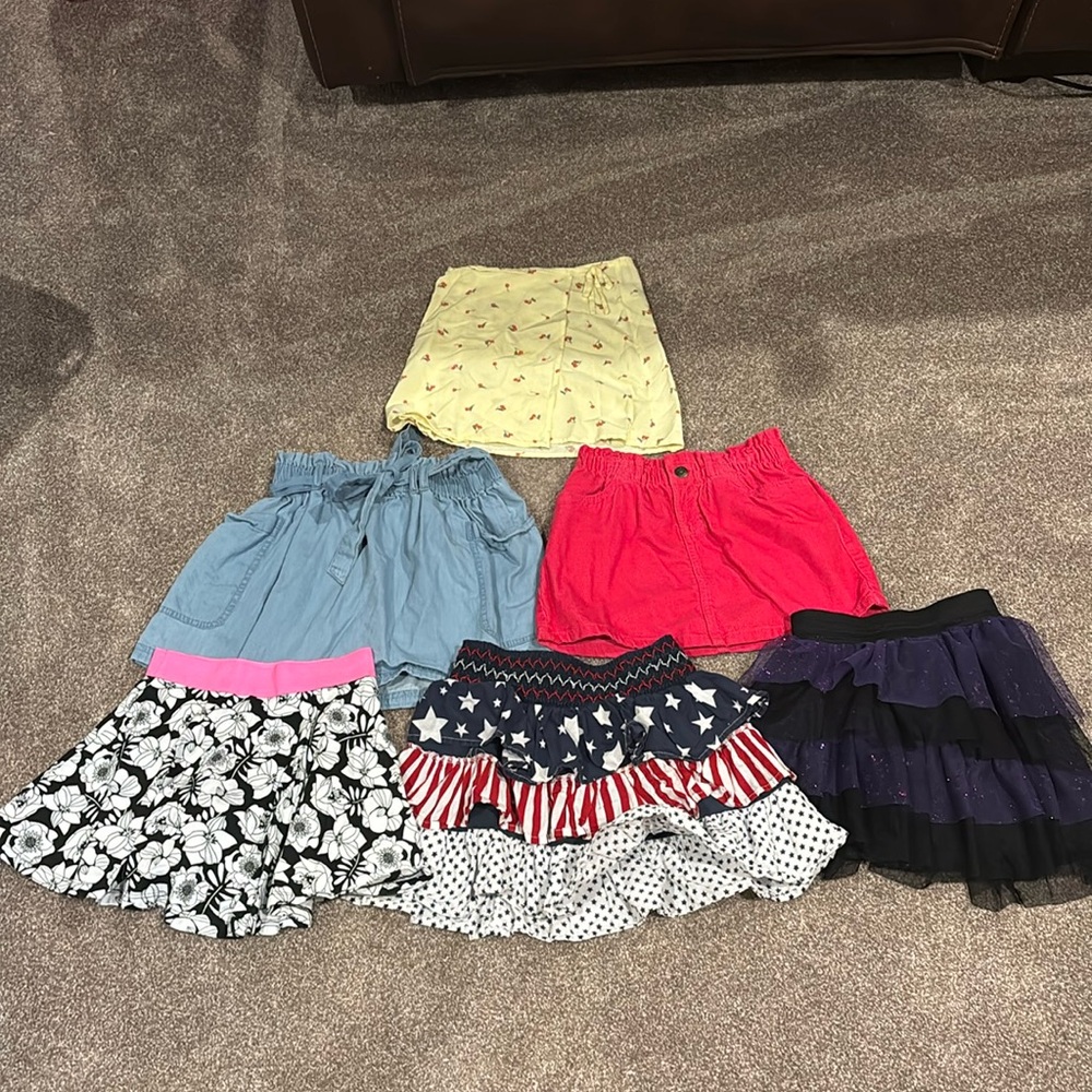 Lot of 6 girls skirts size 6/6x